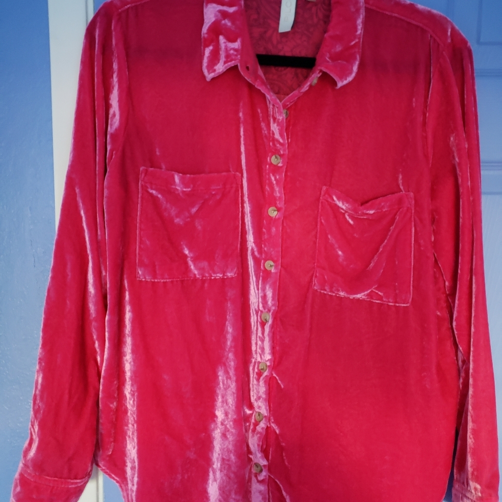 Button-down velvet shirt